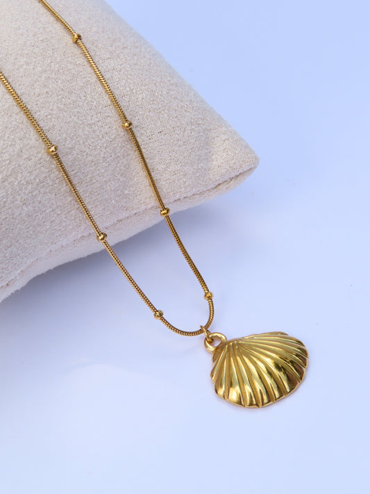 Summer Shell Necklace