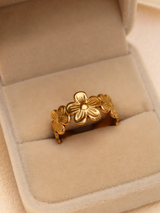 Bloemen Ring